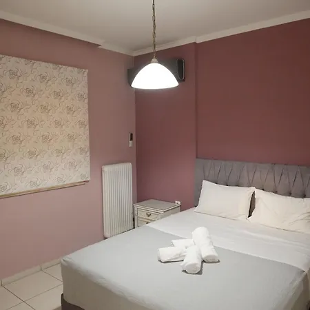 Gio's Cosy With Private Balcony