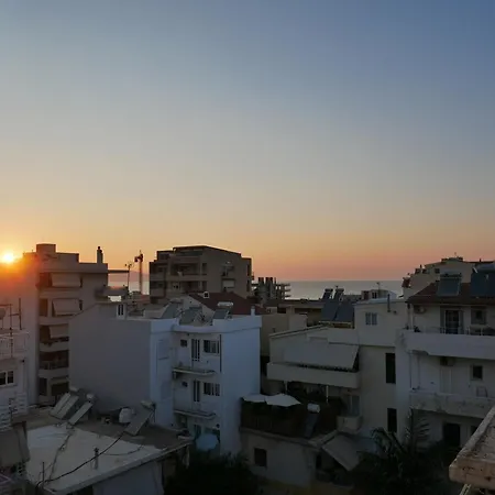 Gio's Cosy With Private Balcony