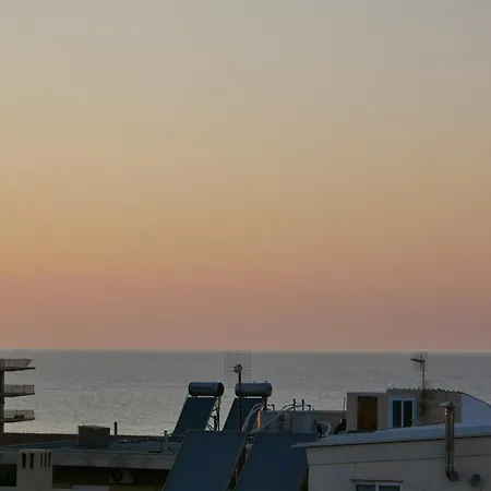 דירה Gio's Cosy With Private Balcony