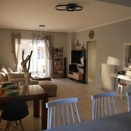 Gio's Cosy With Private Balcony Ханья