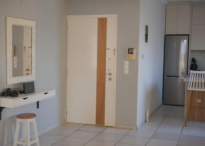 Gio's Cosy With Private Balcony