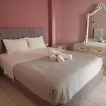 Апартаменти Gio's Cosy With Private Balcony Ханья (Крит)
