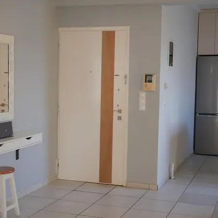 Gio's Cosy With Private Balcony